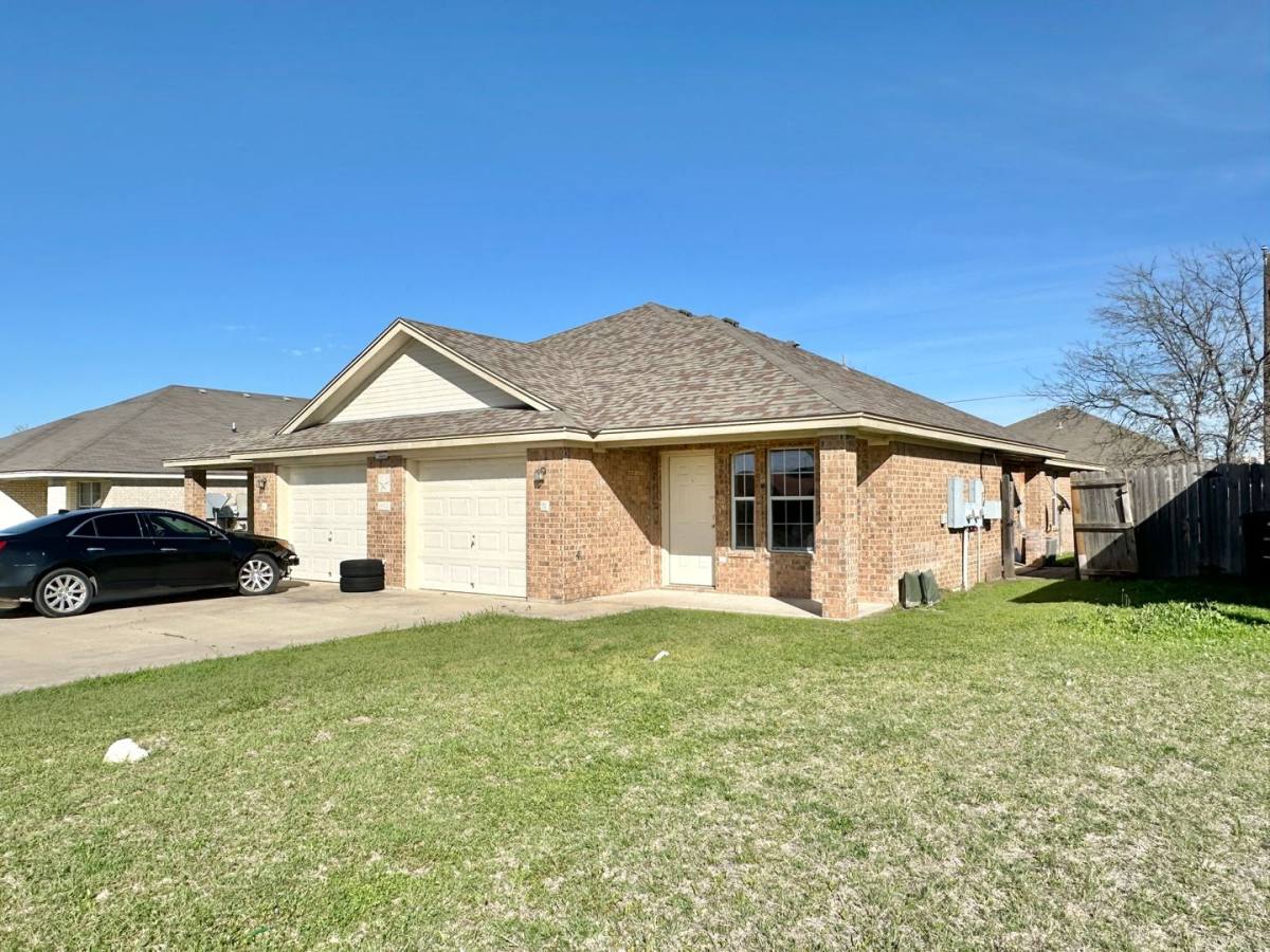 Townhouse for rent at 2602 Seabiscuit Dr, Killeen, TX 76549
