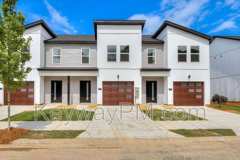 Townhouse for rent at 877 Felix Way, North Augusta, SC 29841