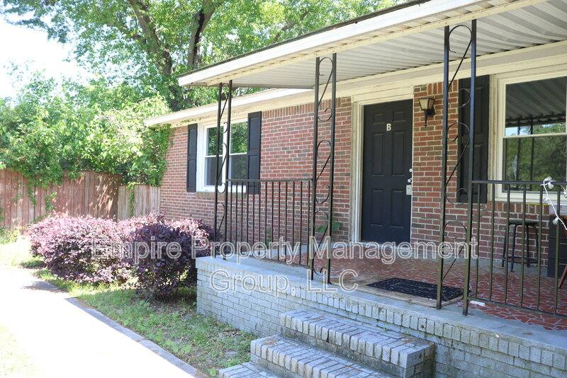 Apartment for rent at 3624 Live Oak St, Columbia, SC 29205