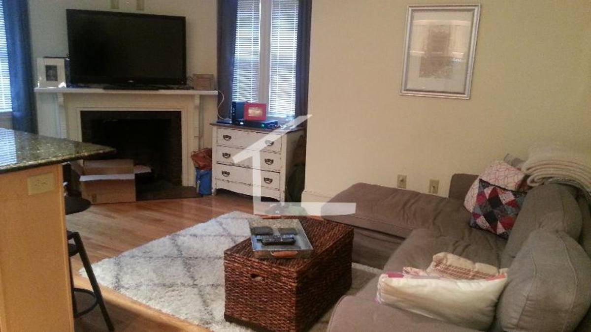 Apartment for rent at 195 Commonwealth Ave #8, Boston, MA 02116