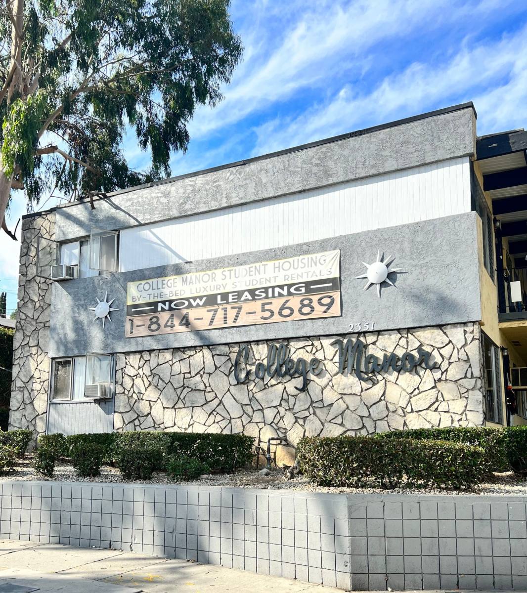 Apartment for rent at 2351 Warwick Ave, Los Angeles, CA 90032
