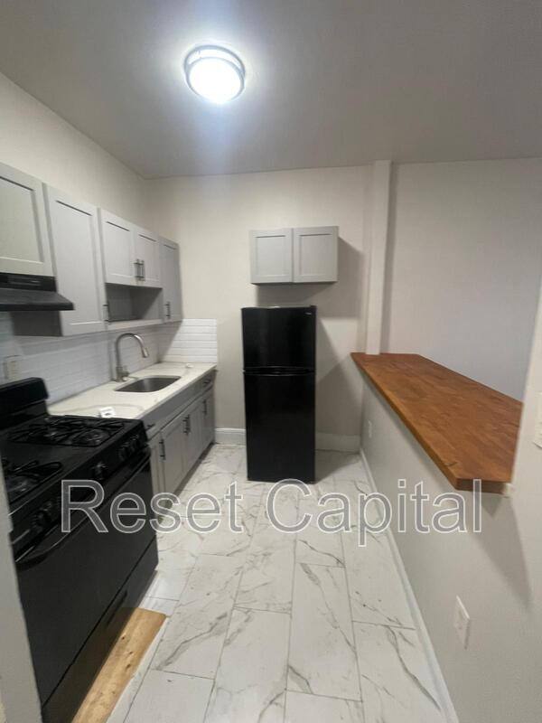 Apartment for rent at 131 16th St #1, East Orange, NJ 07017