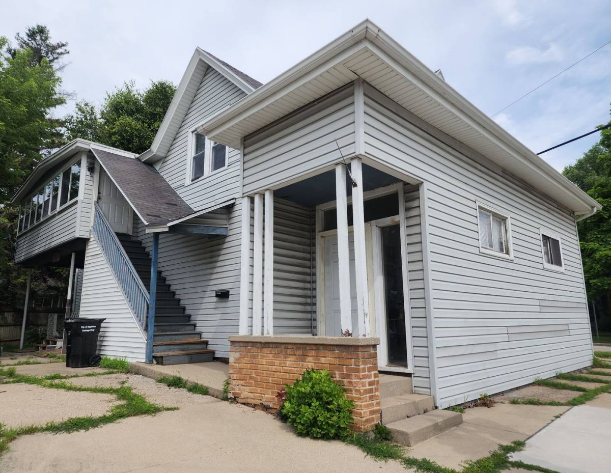 Apartment for rent at 1300 W Prospect Ave, Appleton, WI 54914
