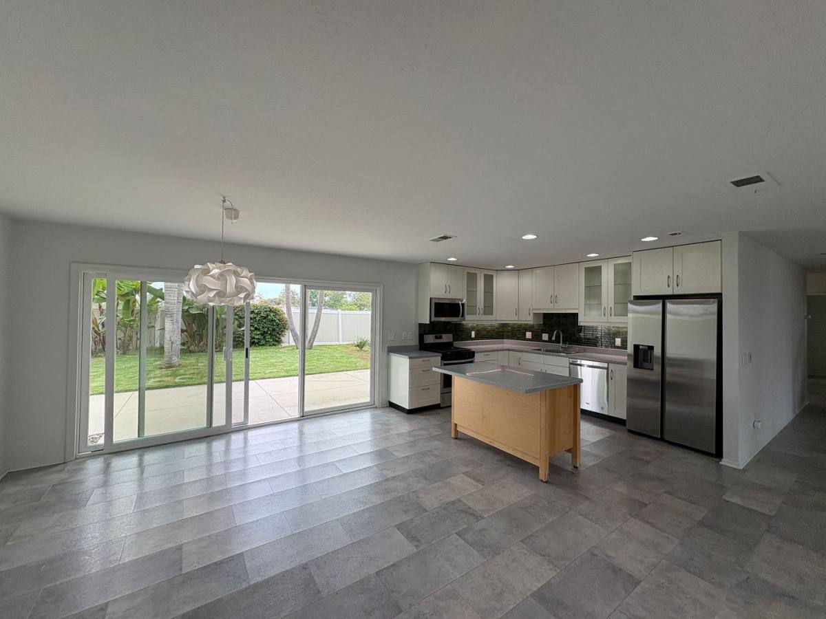 House for rent at 5510 Los Robles Dr, Carlsbad, CA 92008