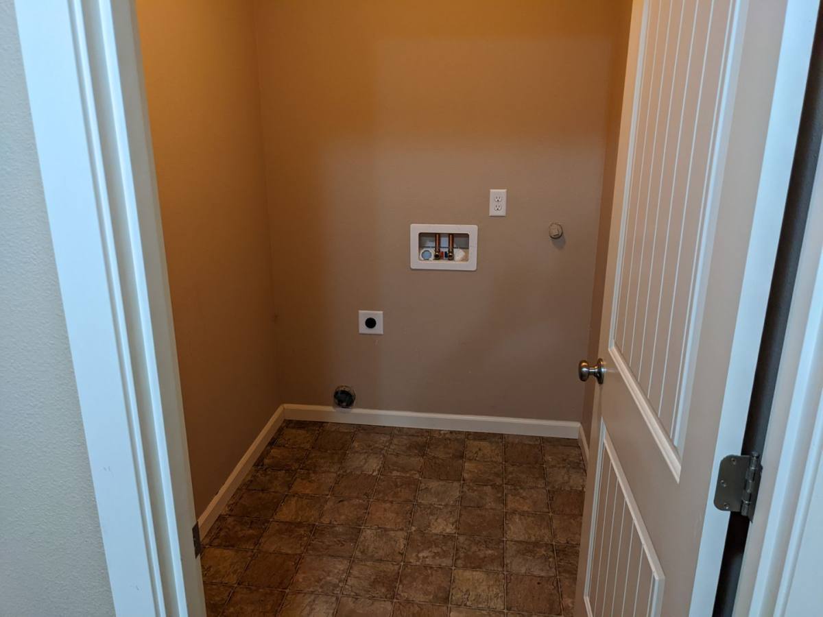 House for rent at 12724 NE 52nd Circle, Vancouver, WA 98682