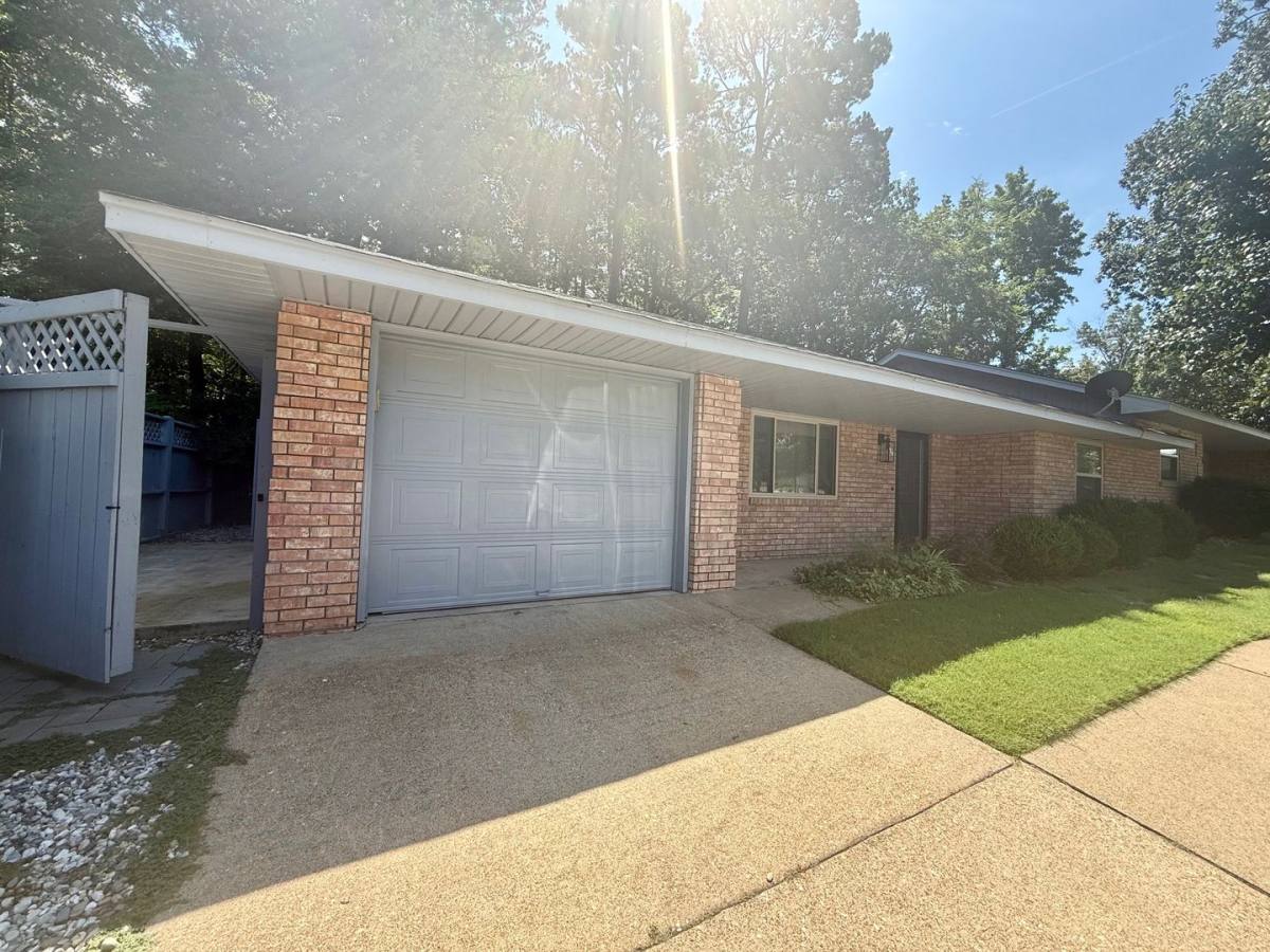 Apartment for rent at 777 Old Brundage Rd, Hot Springs National Park, AR 71913