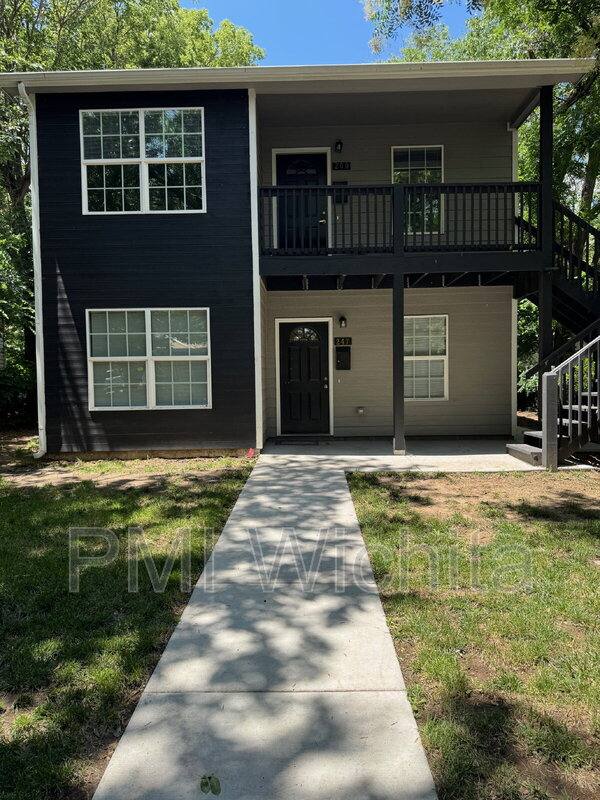 Apartment for rent at 247 N Elizabeth, Wichita, KS 67203