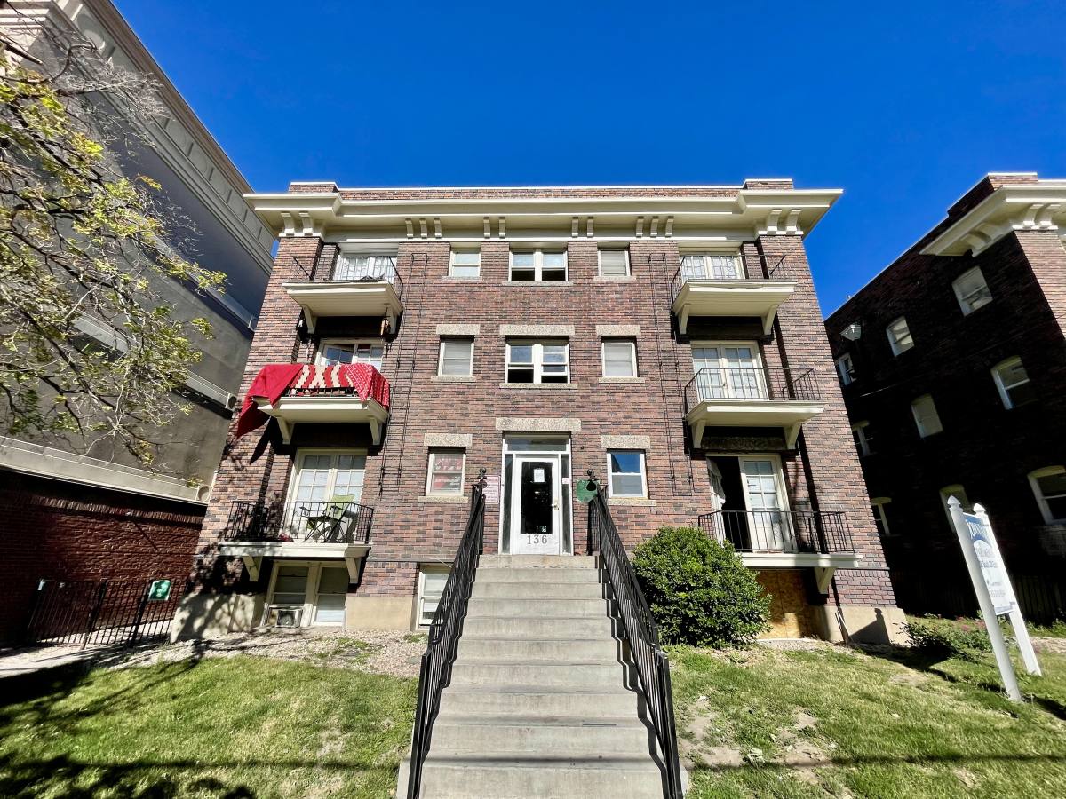 Apartment for rent at 136 S 300 E, Salt Lake City, UT 84111