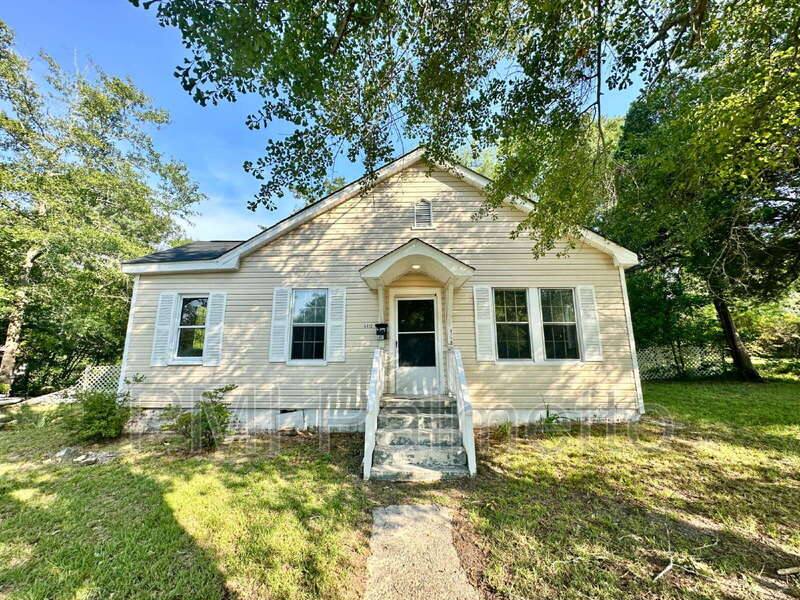 House for rent at 5412 N Main St, Columbia, SC 29203
