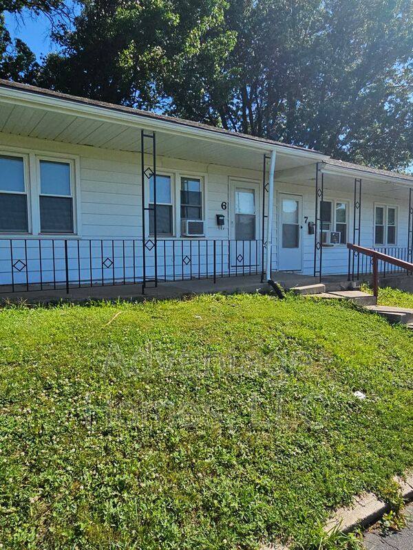 Apartment for rent at 1007 N Scott Ave #6, Belton, MO 64012