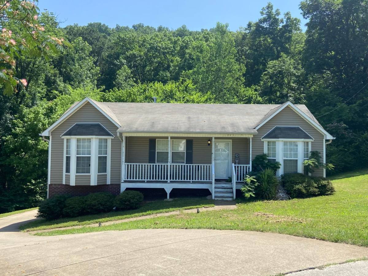 House for rent at 1594 Wilderness Lane, Birmingham, AL 35235