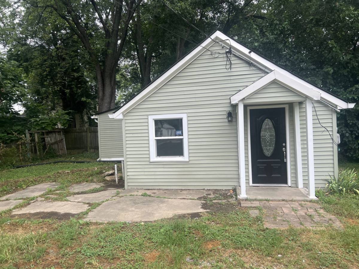 House for rent at 4939 Graston Ave, Louisville, KY 40216