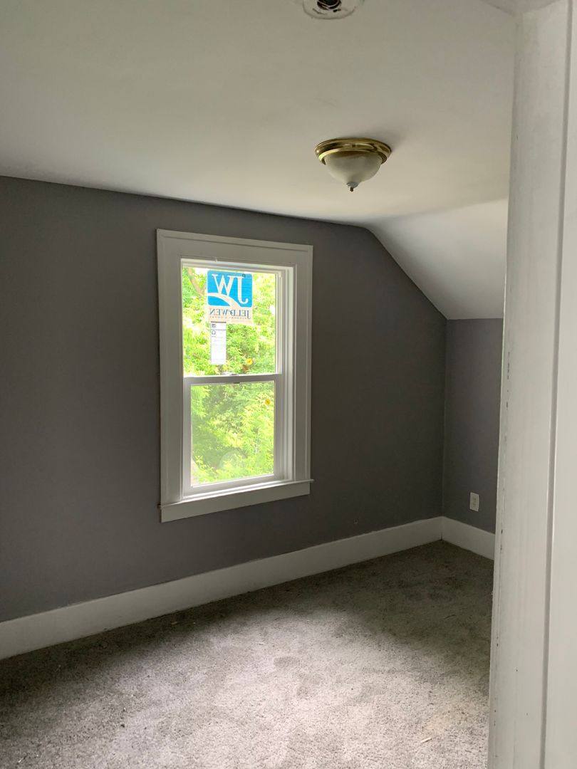 House for rent at 85 W Rundell, Pontiac, MI 48342
