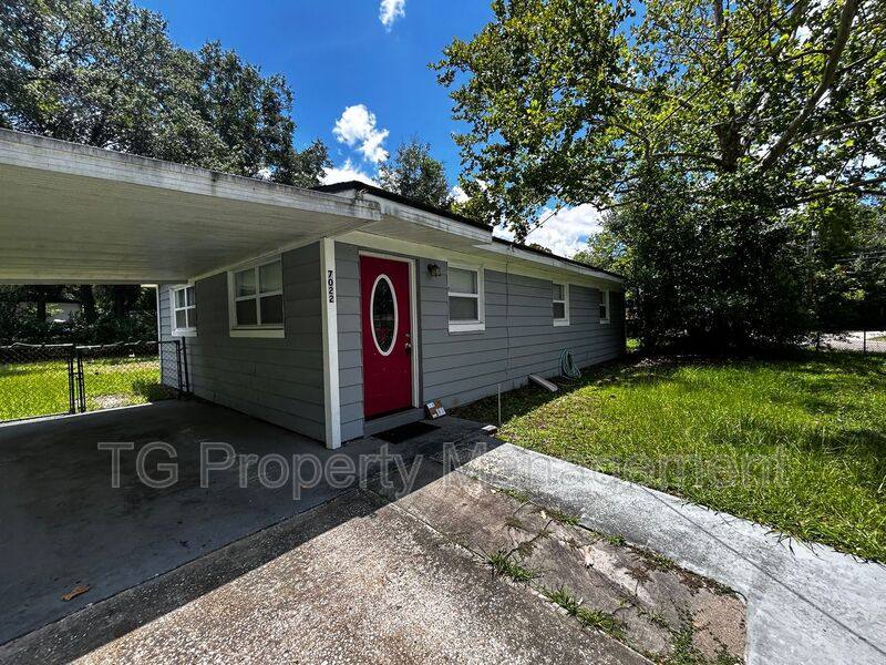 House for rent at 7022 Miss Muffet Lane N, Jacksonville, FL 32210