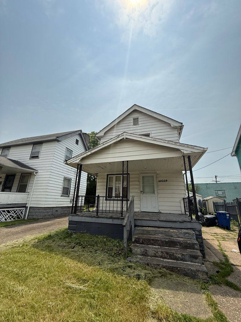 House for rent at 10214 Avon Ave, Cleveland, OH 44105