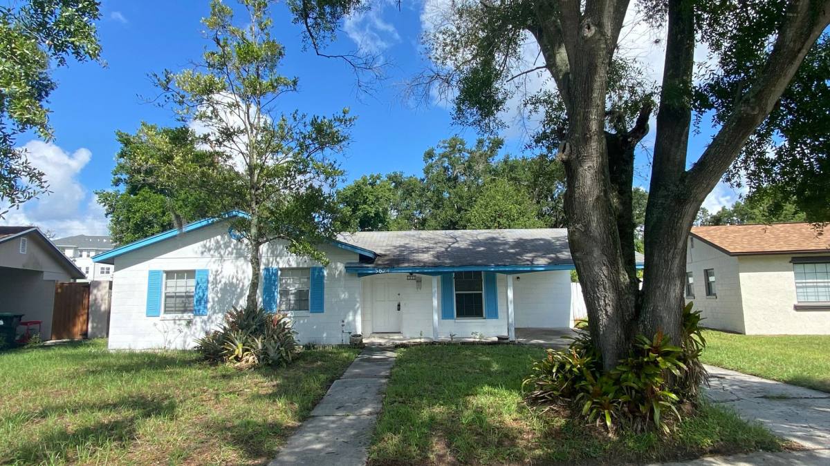 House for rent at 5624 Pinerock Rd, Orlando, FL 32810