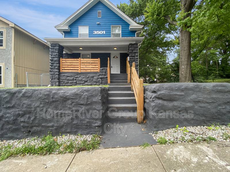 House for rent at 3501 E 34th St, Kansas City, MO 64128