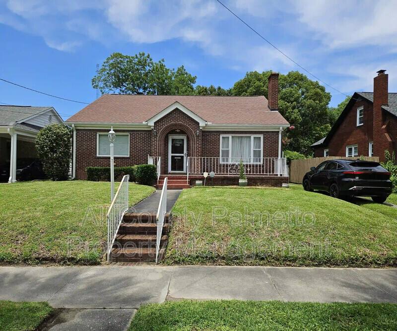 House for rent at 110 Gordon St, Charleston, SC 29403