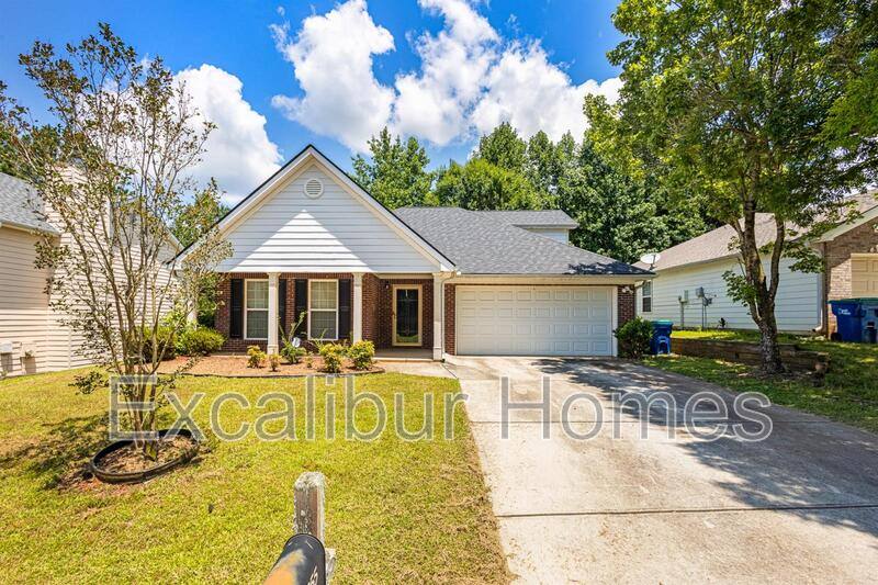 House for rent at 5955 Raventree Court, Atlanta, GA 30349