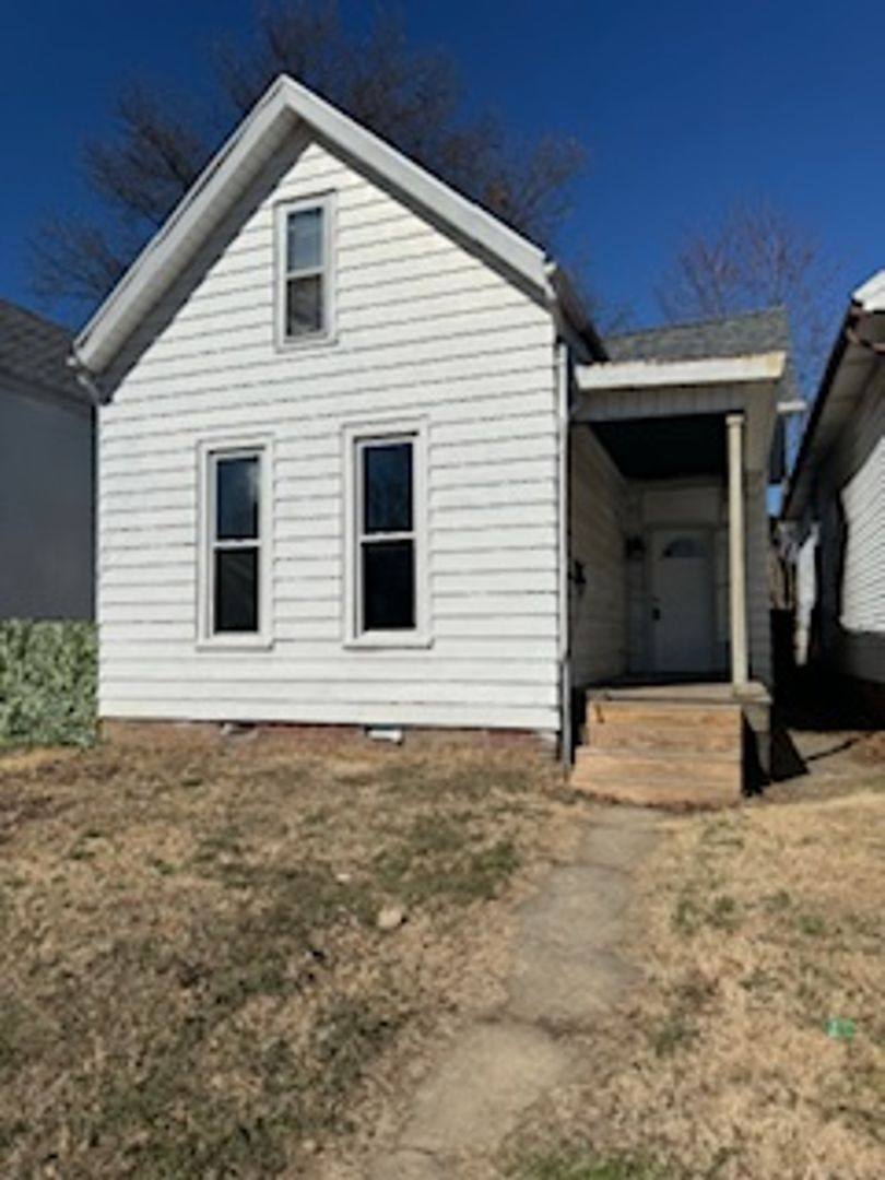 House for rent at 740 E Delaware St, Evansville, IN 47711