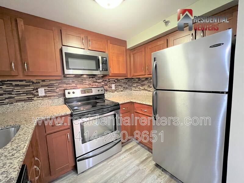 House for rent at 270 E Highland Ave #225, Milwaukee, WI 53202