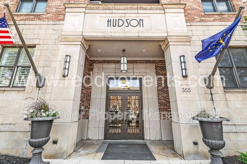 Condo for rent at 355 E Ohio St #112, Indianapolis, IN 46204