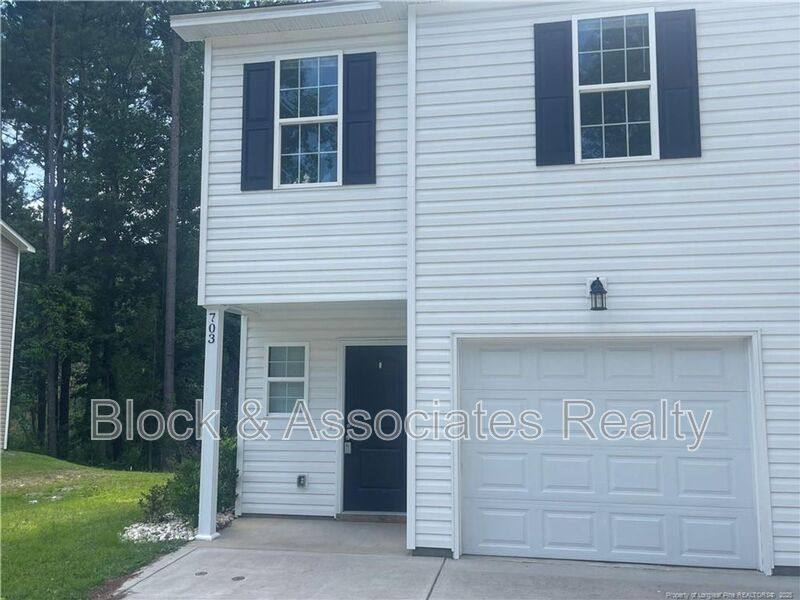 Townhouse for rent at 703 Georgetown Circle, Fayetteville, NC 28314