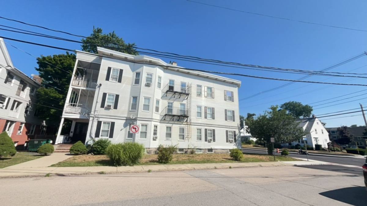 Apartment for rent at 166 Union Ave, Framingham, MA 01702
