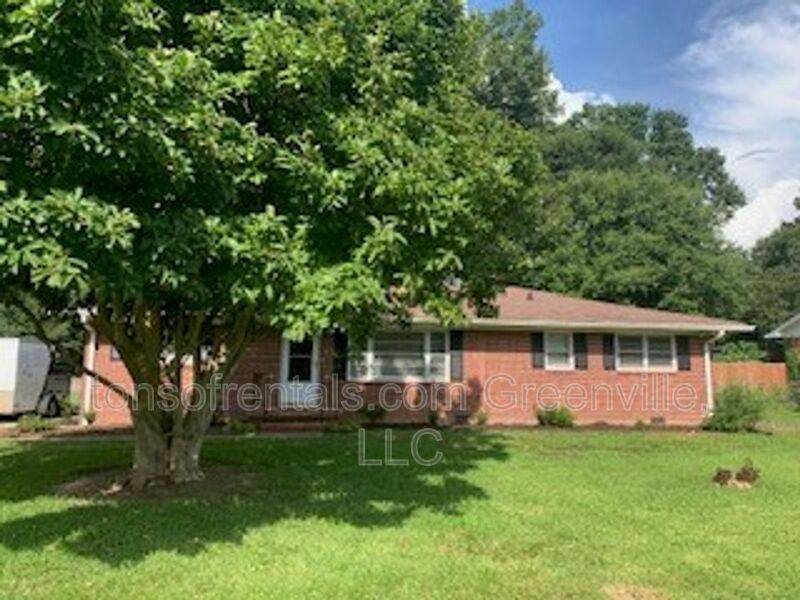 House for rent at 106 Keloy St, Spartanburg, SC 29301