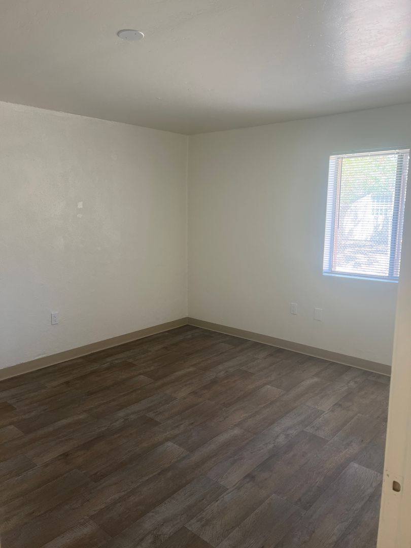 Apartment for rent at 510 W Sahuaro St, Tucson, AZ 85705