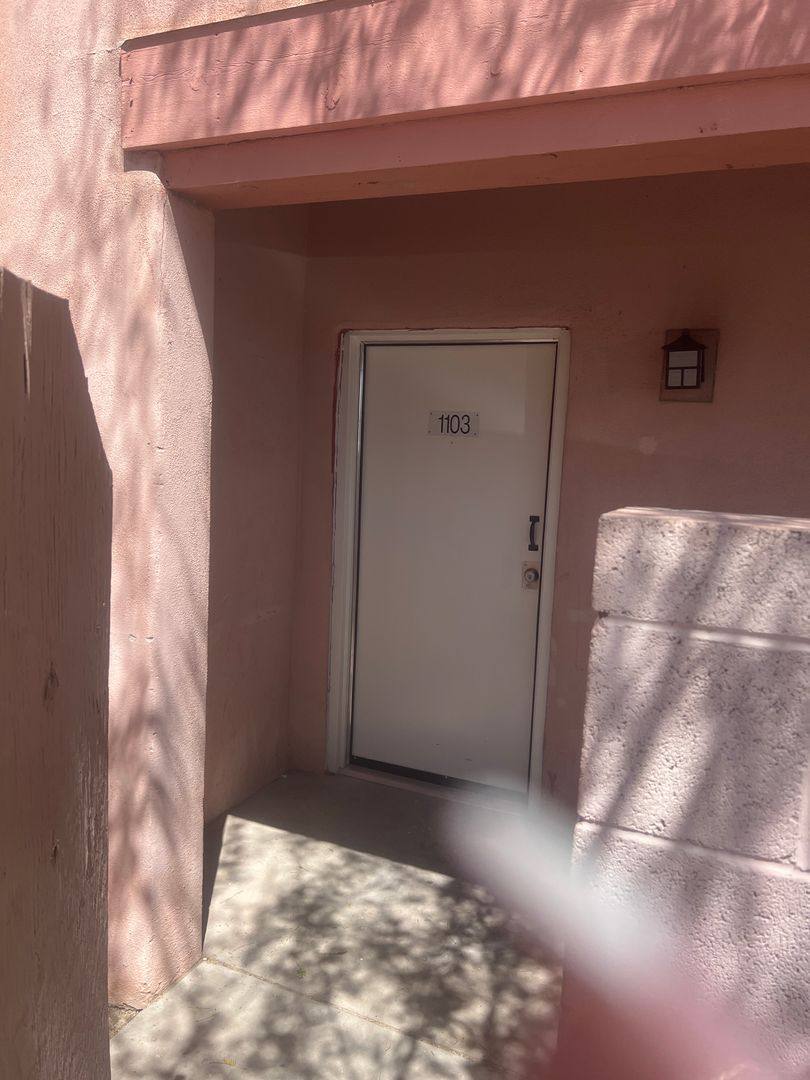 Apartment for rent at 510 W Sahuaro St, Tucson, AZ 85705
