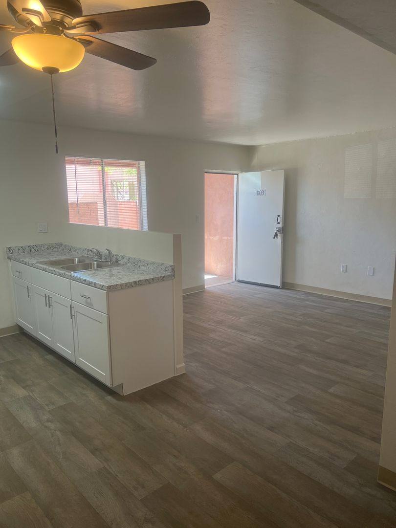 Apartment for rent at 510 W Sahuaro St, Tucson, AZ 85705