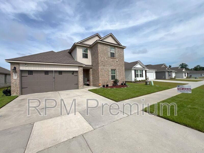 House for rent at 16119 Loussier Dr, Zachary, LA 70791