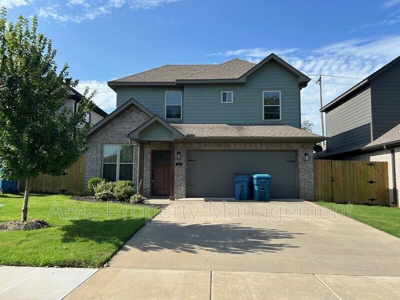 House for rent at 3205 SW Hillstone Ave, Bentonville, AR 72713