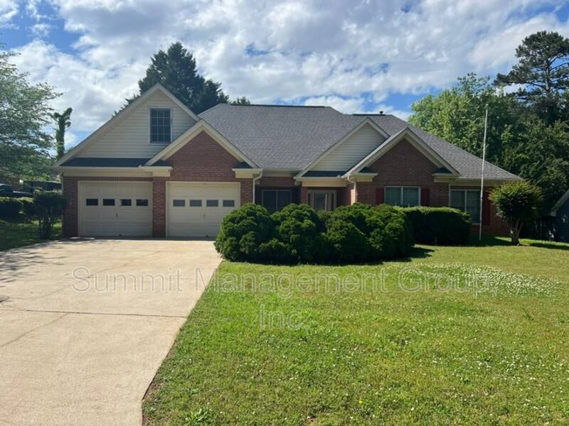 House for rent at 300 Wisteria Way, Covington, GA 30016