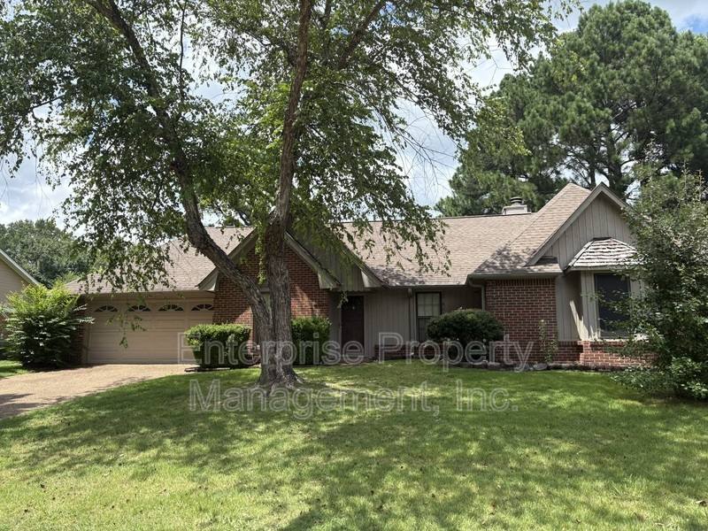 House for rent at 7028 #BOXBOROUGH Cove, Memphis, TN 38119