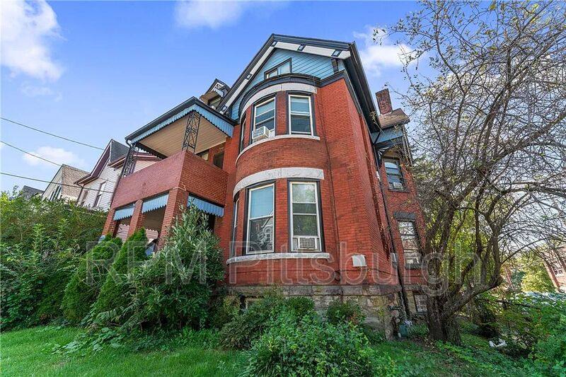 House for rent at 700 Ivy St, Pittsburgh, PA 15232