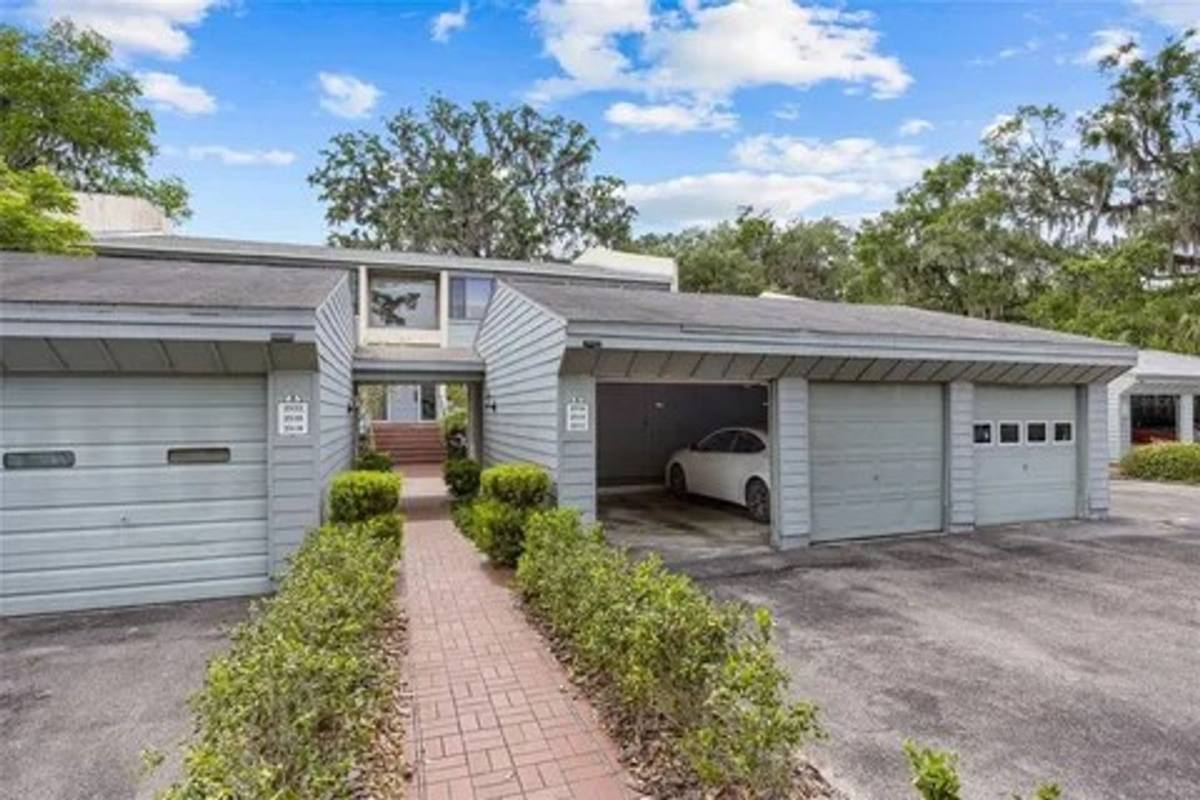 Condo for rent at 2514 SW 14th Dr, Gainesville, FL 32608