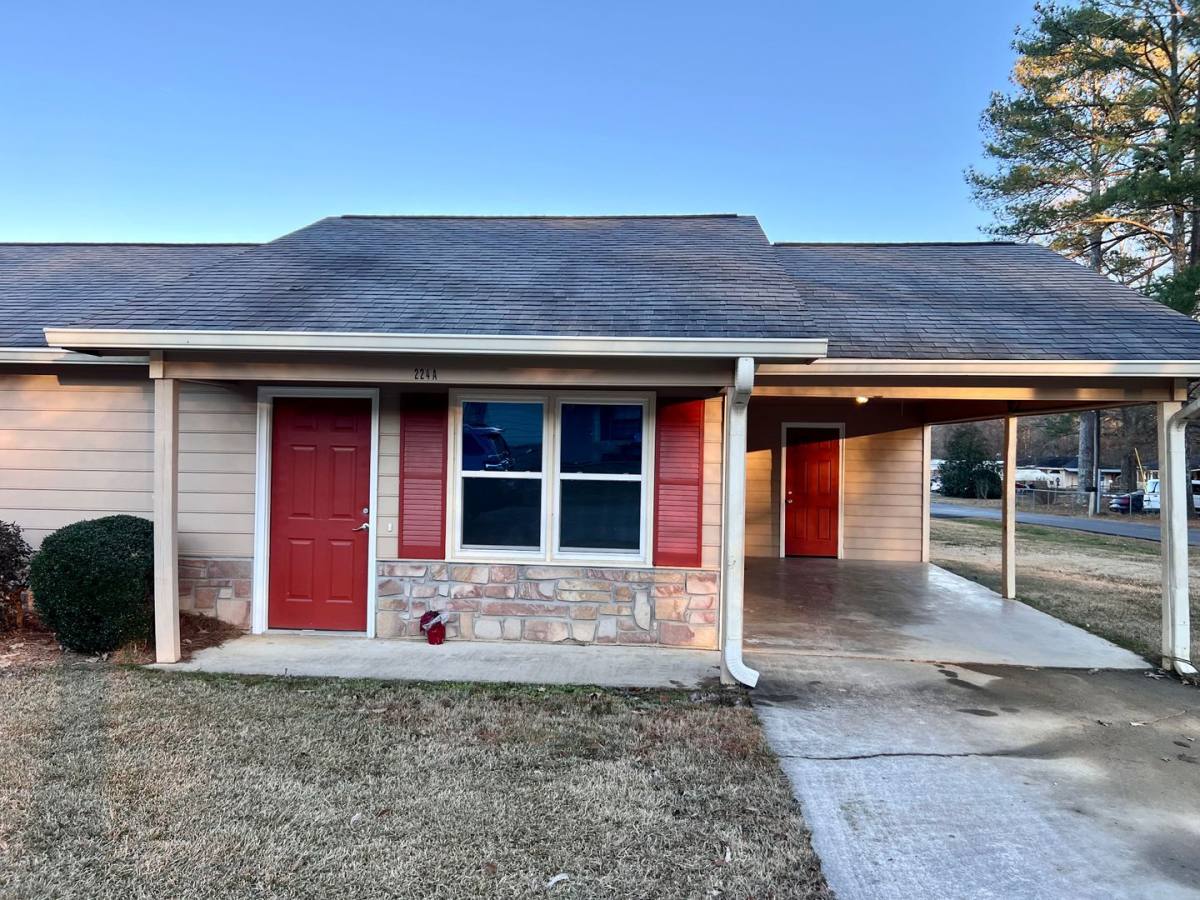 Apartment for rent at 224 Hennon Dr, Rome, GA 30165