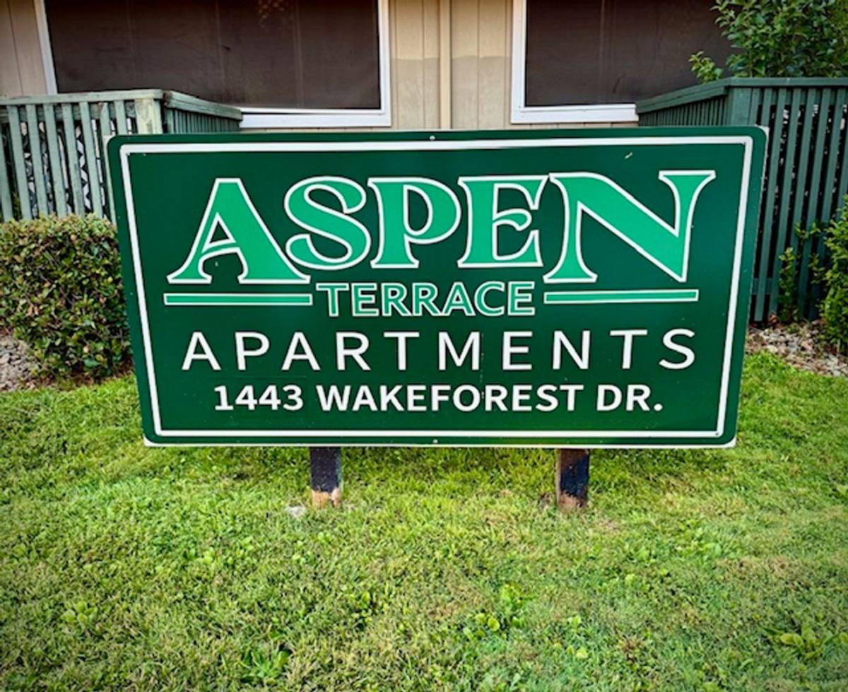Apartment for rent at 1443 Wakeforest Dr, Davis, CA 95616