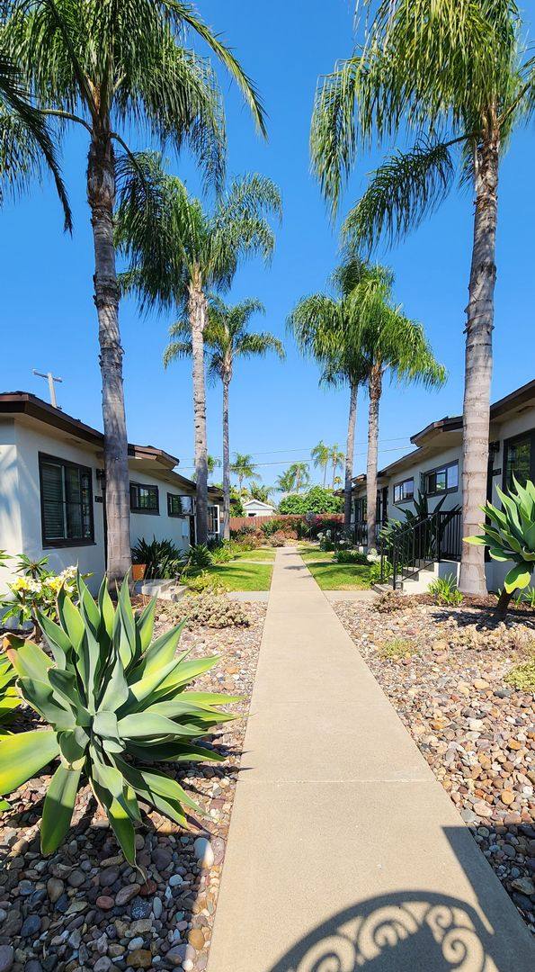 Apartment for rent at 4711-4721 Biona Dr, San Diego, CA 92116