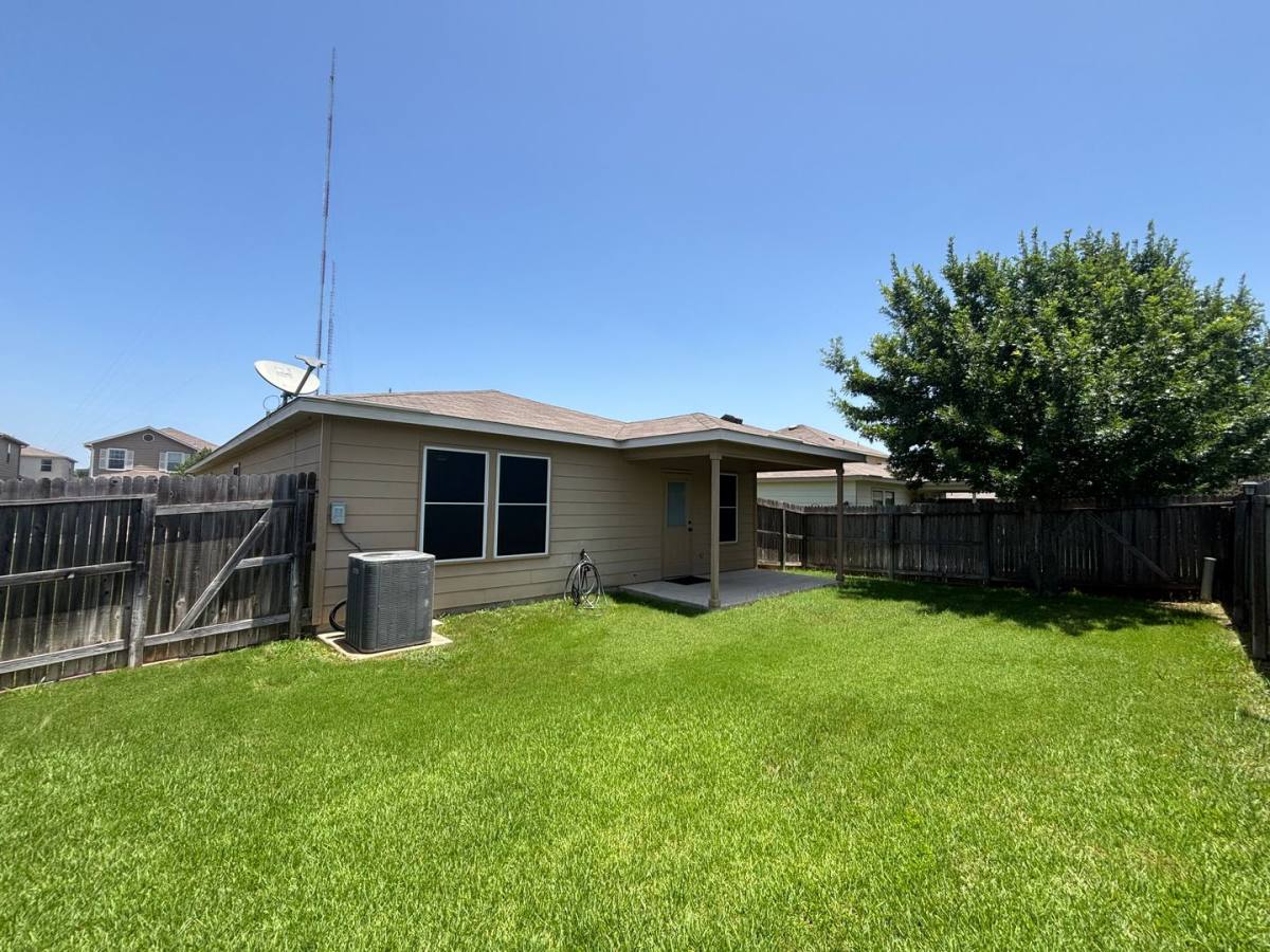 House for rent at 11746 Deer Mill, San Antonio, TX 78254