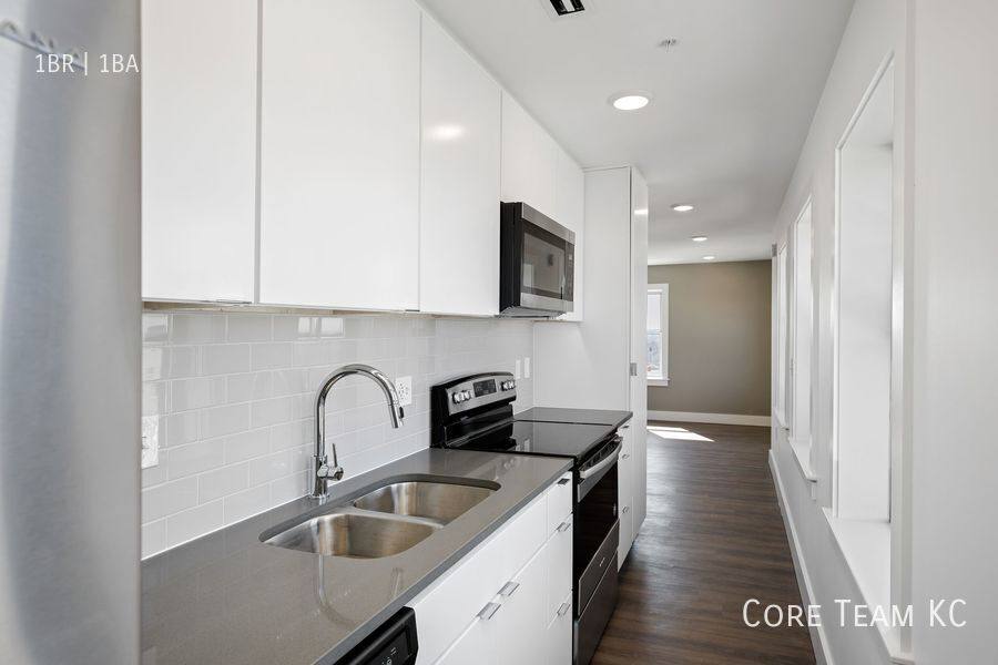 Apartment for rent at 3837 Main St #505, Kansas City, MO 64111
