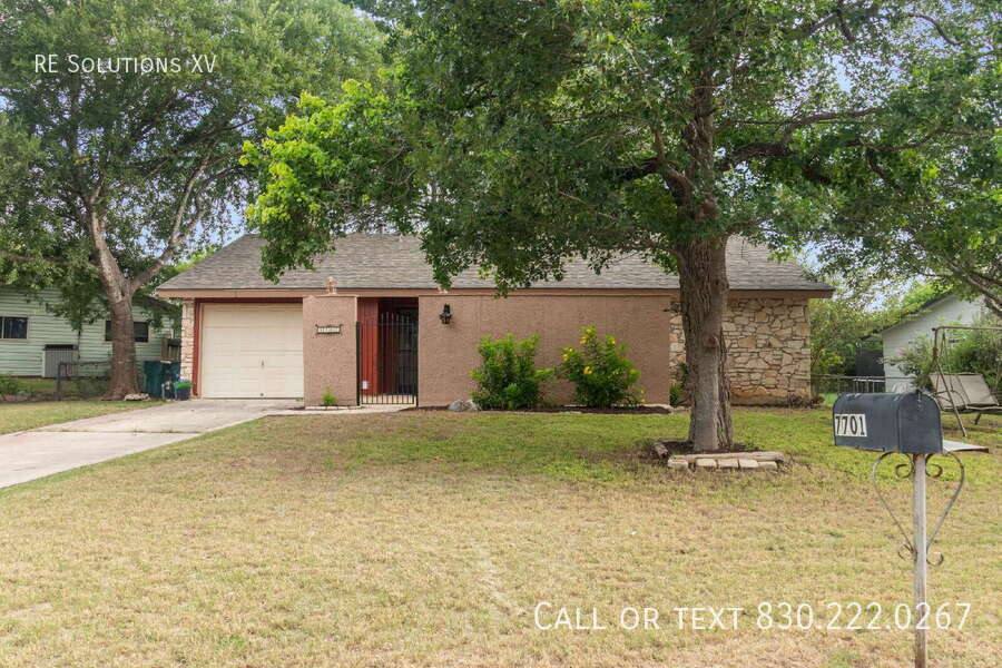 House for rent at 7701 Rainey Meadow Lane, San Antonio, TX 78233