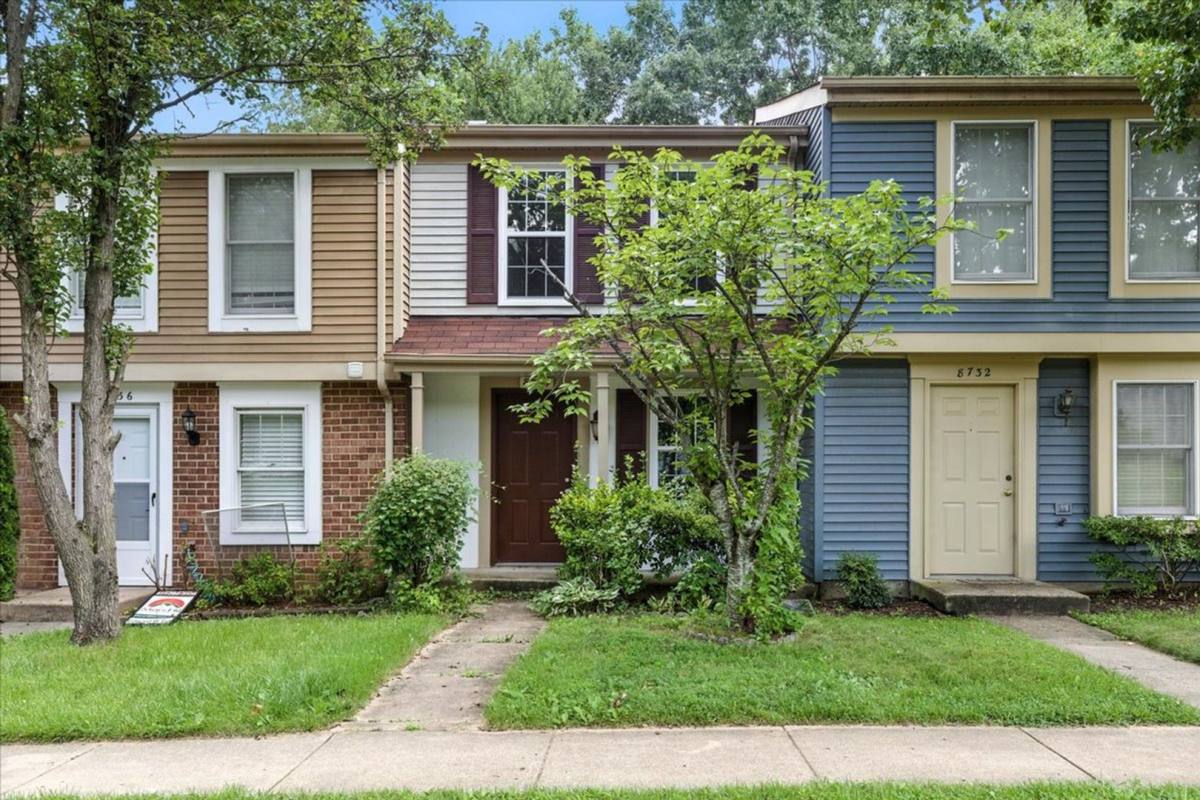 Townhouse for rent at 8734 Susquehanna St, Lorton, VA 22079