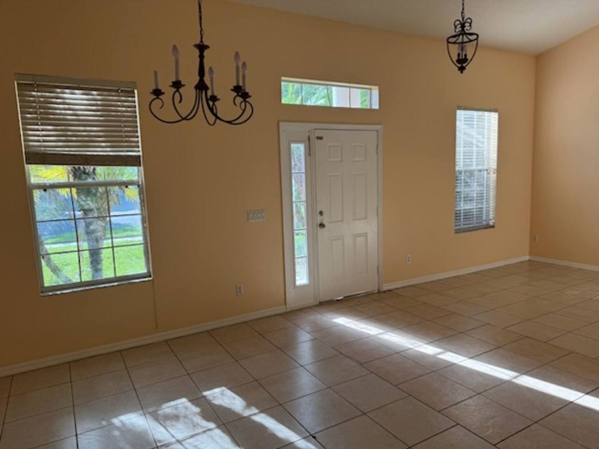House for rent at 3321 Pawleys Loop, Saint Cloud, FL 34769