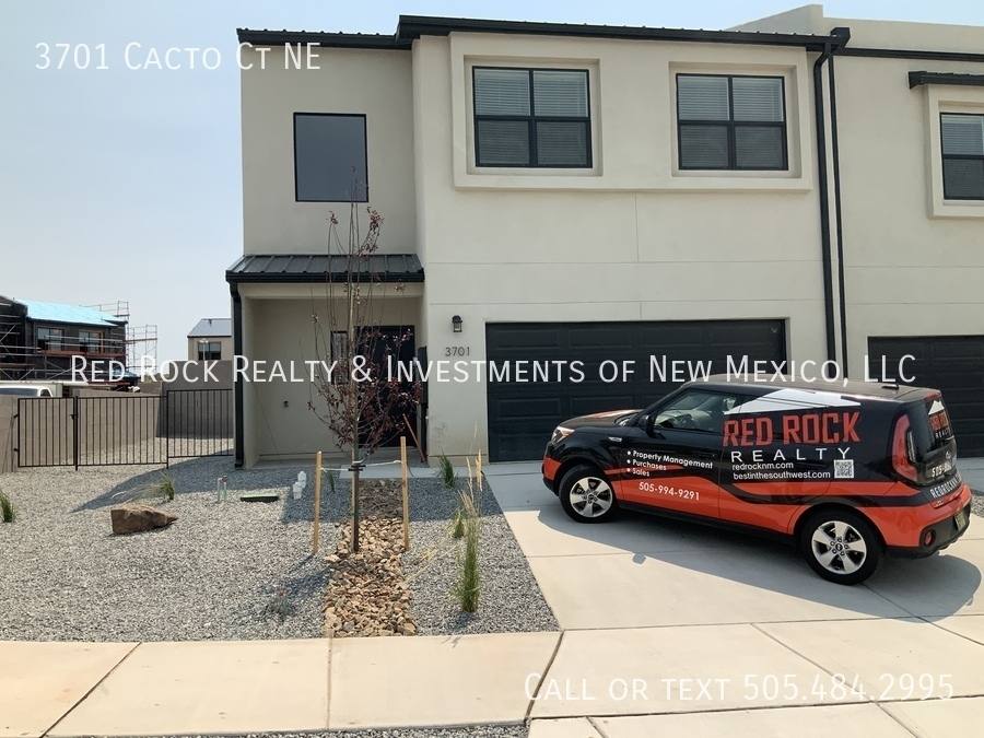 Townhouse for rent at 3701 Cacto Court NE, Rio Rancho, NM 87144