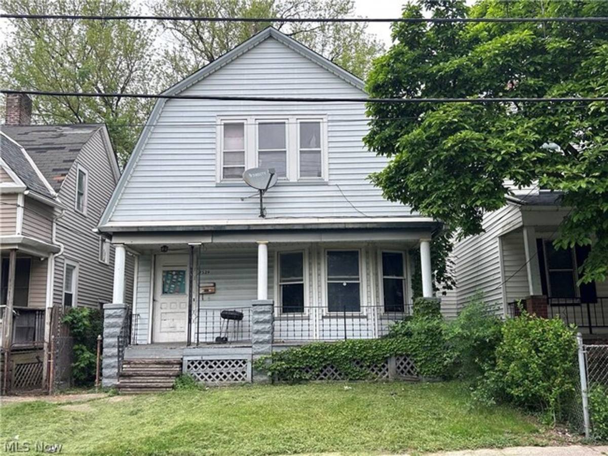 House for rent at 7529 Spafford Rd, Cleveland, OH 44105