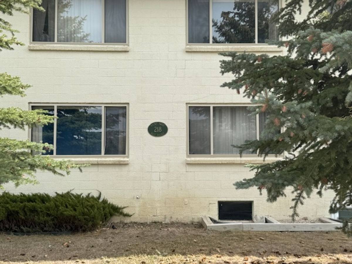 218 W Walnut, Rawlins, WY 82301
