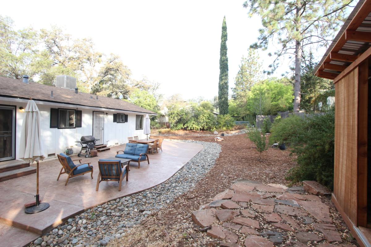 House for rent at 1225 Shaws Flat Rd, Sonora, CA 95370